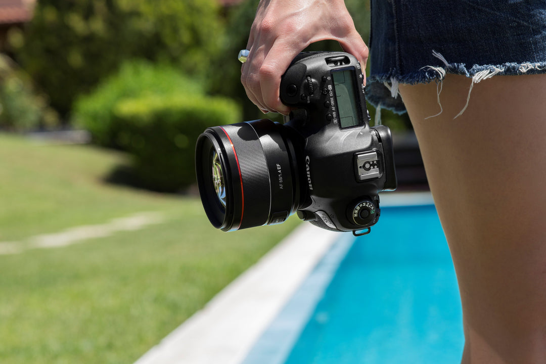 85mm F1.4 AF High Speed with Lens Station (Canon EF)