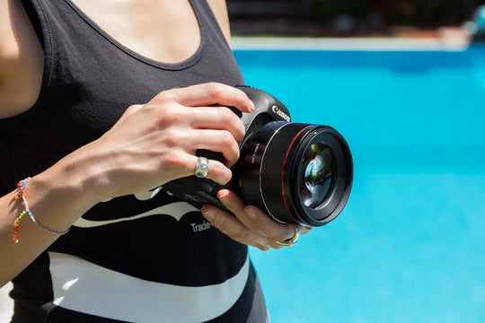 85mm F1.4 AF High Speed with Lens Station (Canon EF)