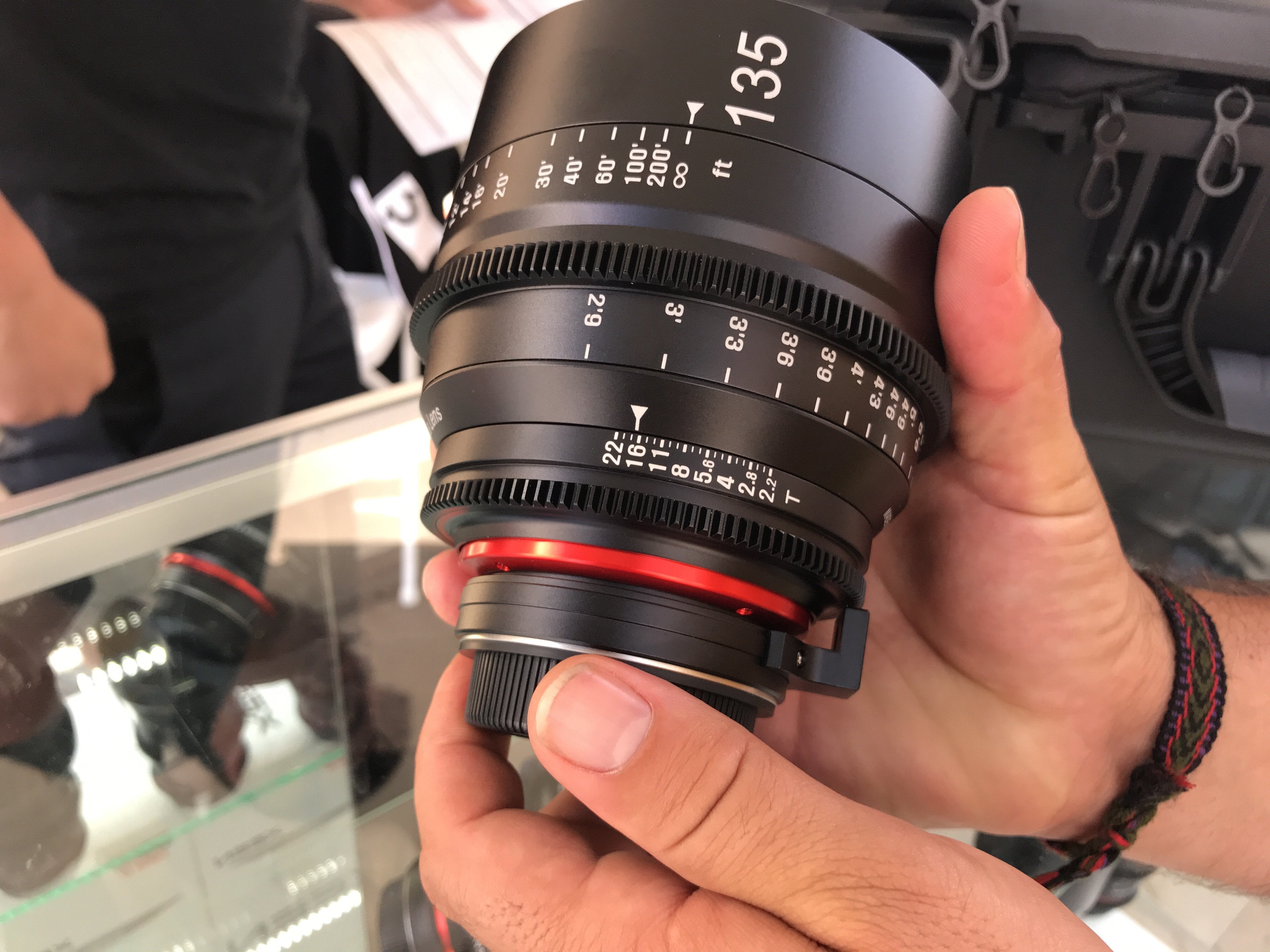 フォクトレンダー デッケルマウントレンズ 2本セット 35mm 135mm カメラの話を徒然に(12)｜robert_oku